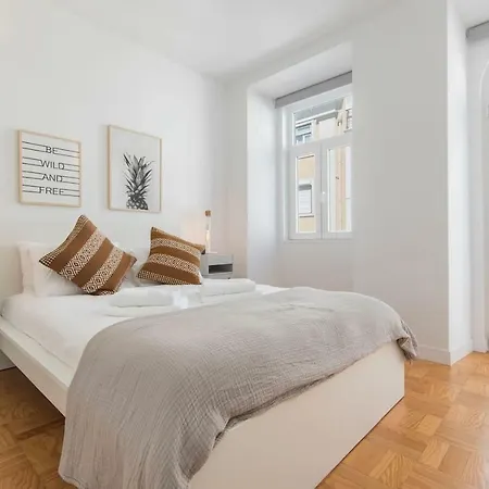 Lovelystay - Wide & Bright 4 Families Lisbon Exterior photo